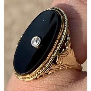 Victorian 14K Solid Yellow Gold Diamond And Black Onyx Filigree Ring Vintage